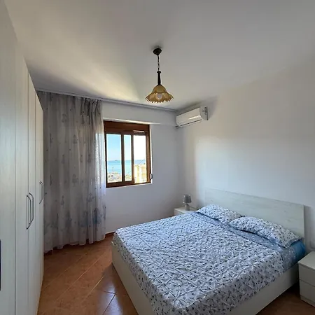 Sea-view Spacious Flat In Durazzo 아파트