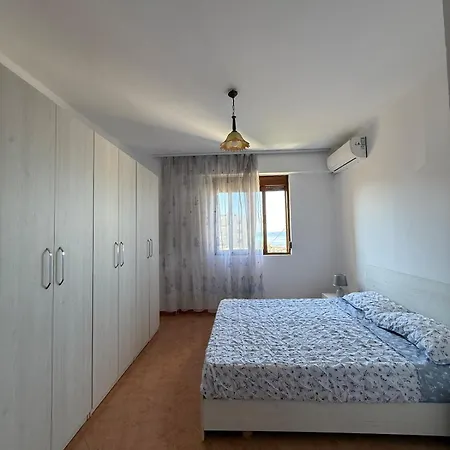 Sea-view Spacious Flat In Durazzo *